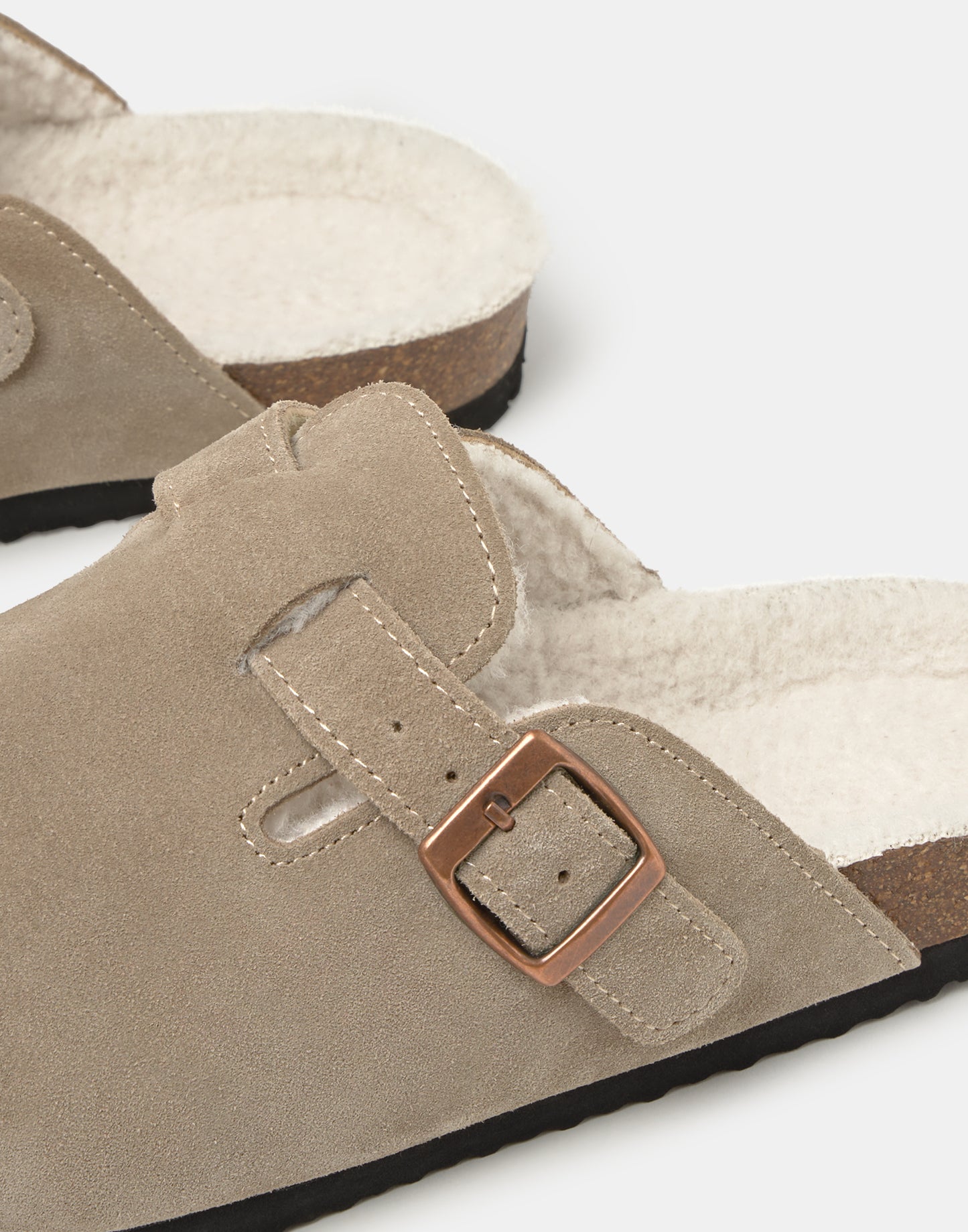 Zueco ergonómico piel con borreguito