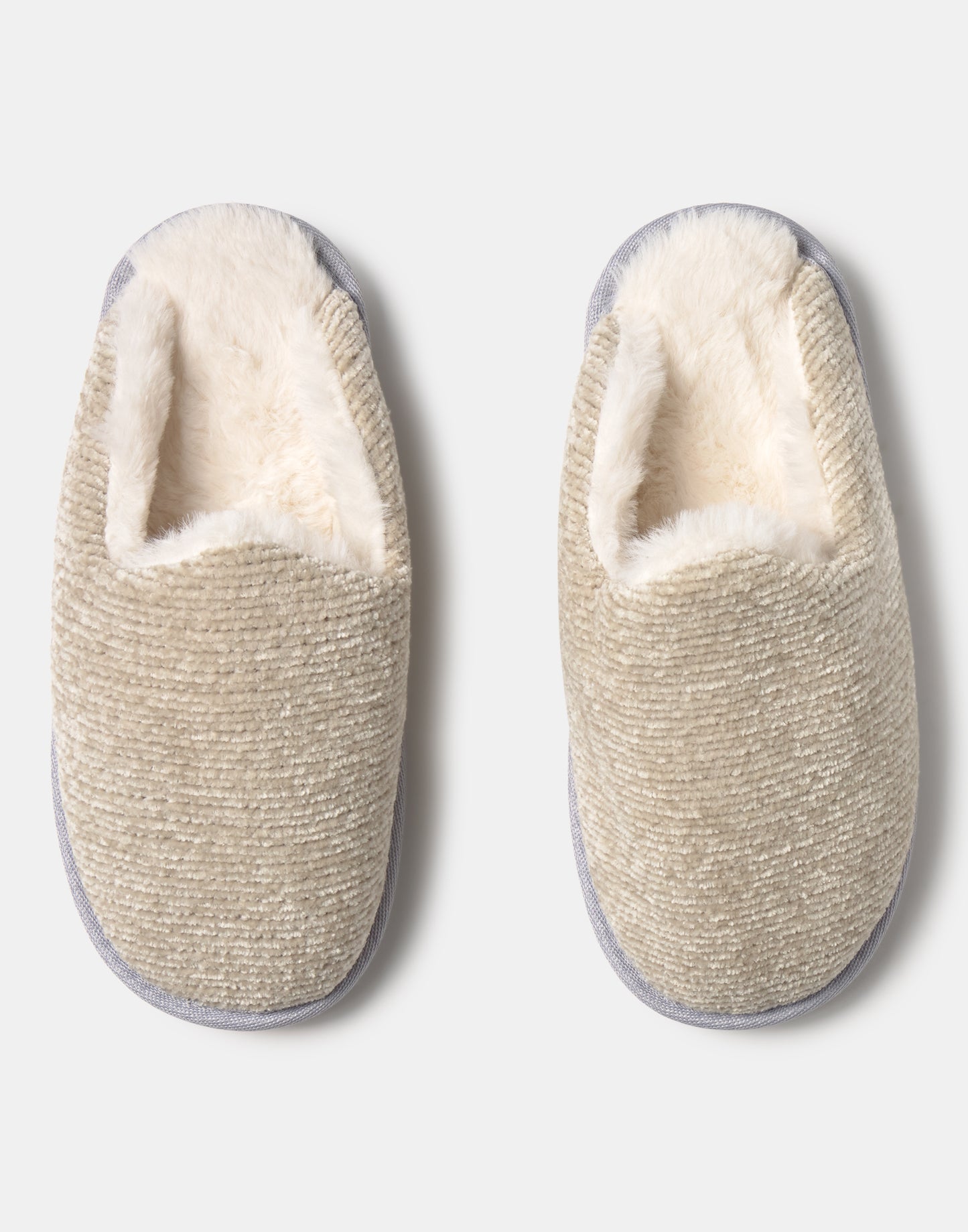 Chaussons en chenille