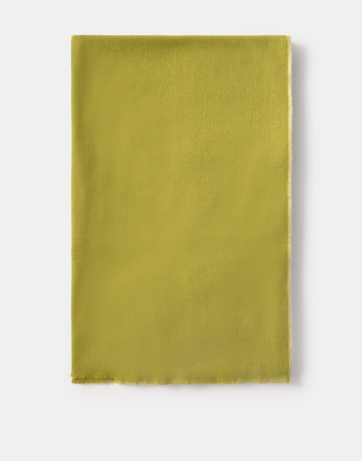 Scarf with contrast detail