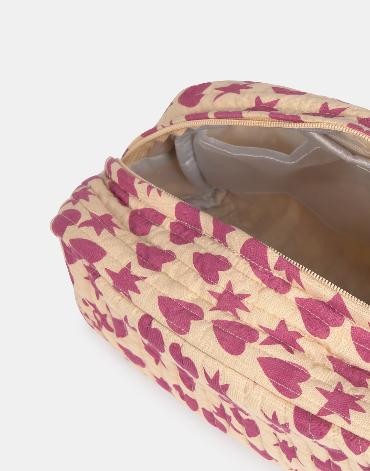 Jaya Hearts Toiletry Bag