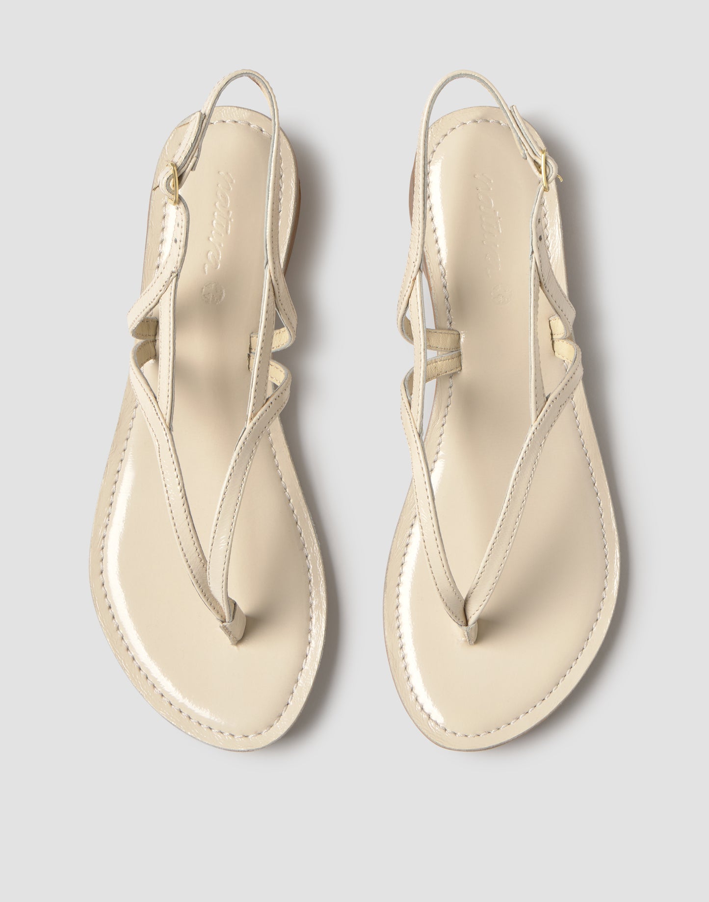 Sandalia tacón piel tiras