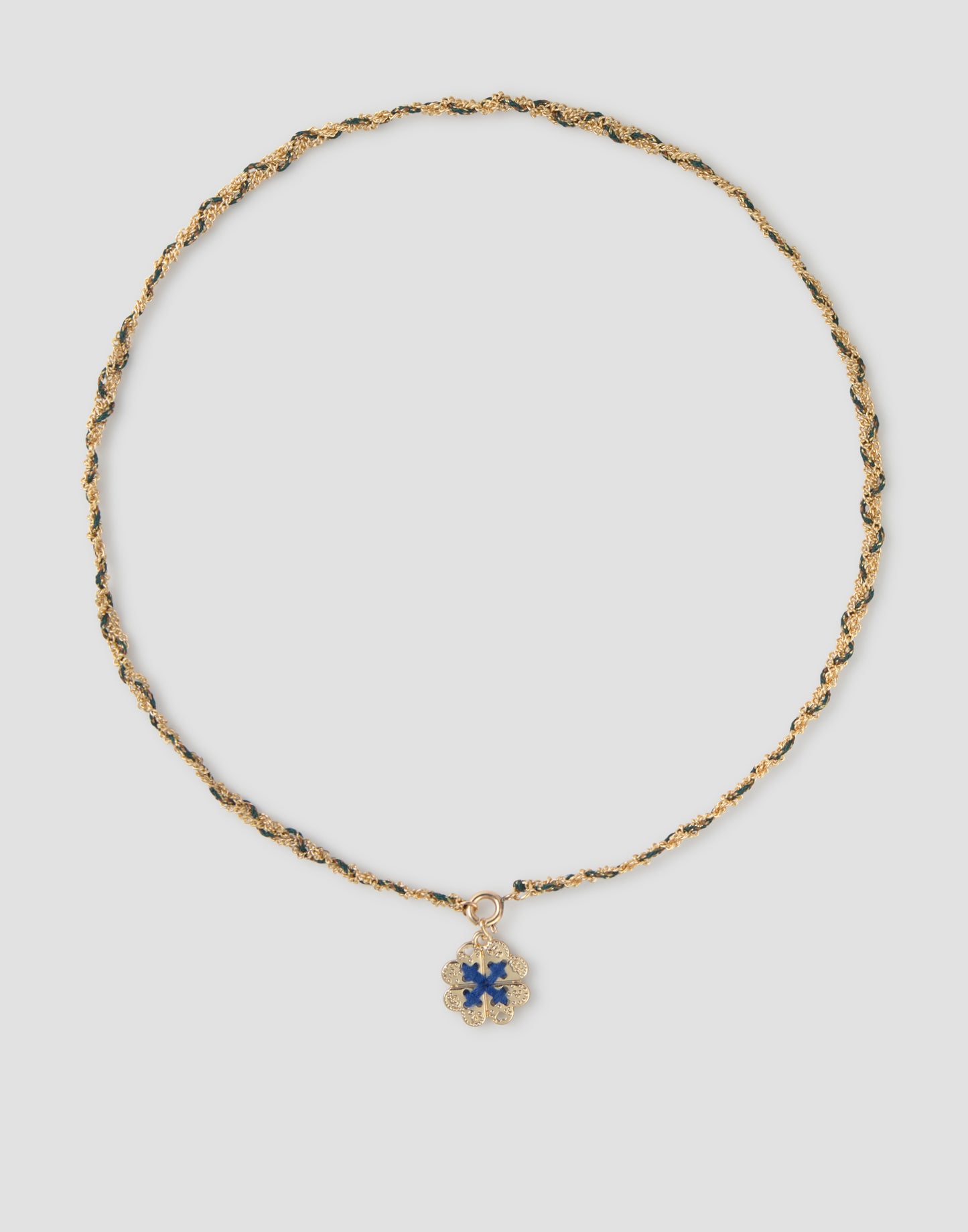 Collana oro con filo