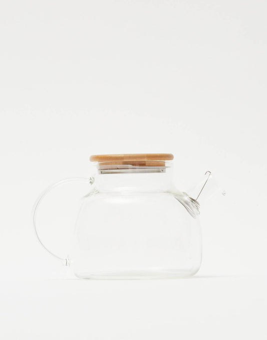 Glass teapot with bamboo lid