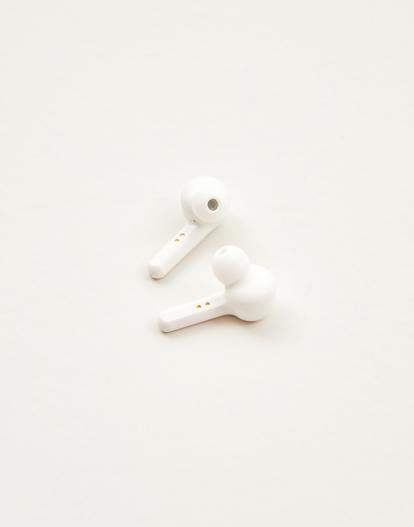 Runde Bambus-AirPods-Hülle
