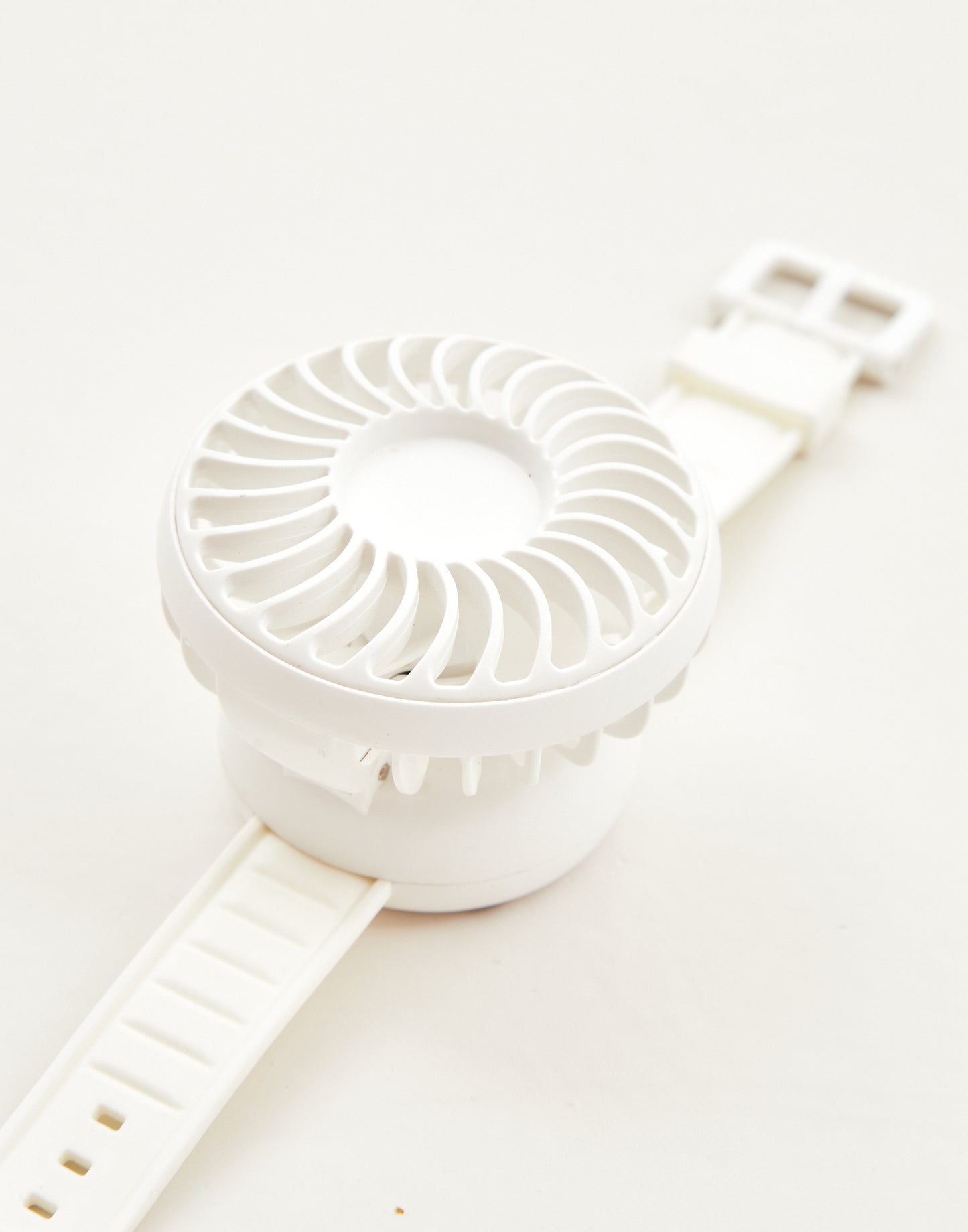 Mini wrist fan