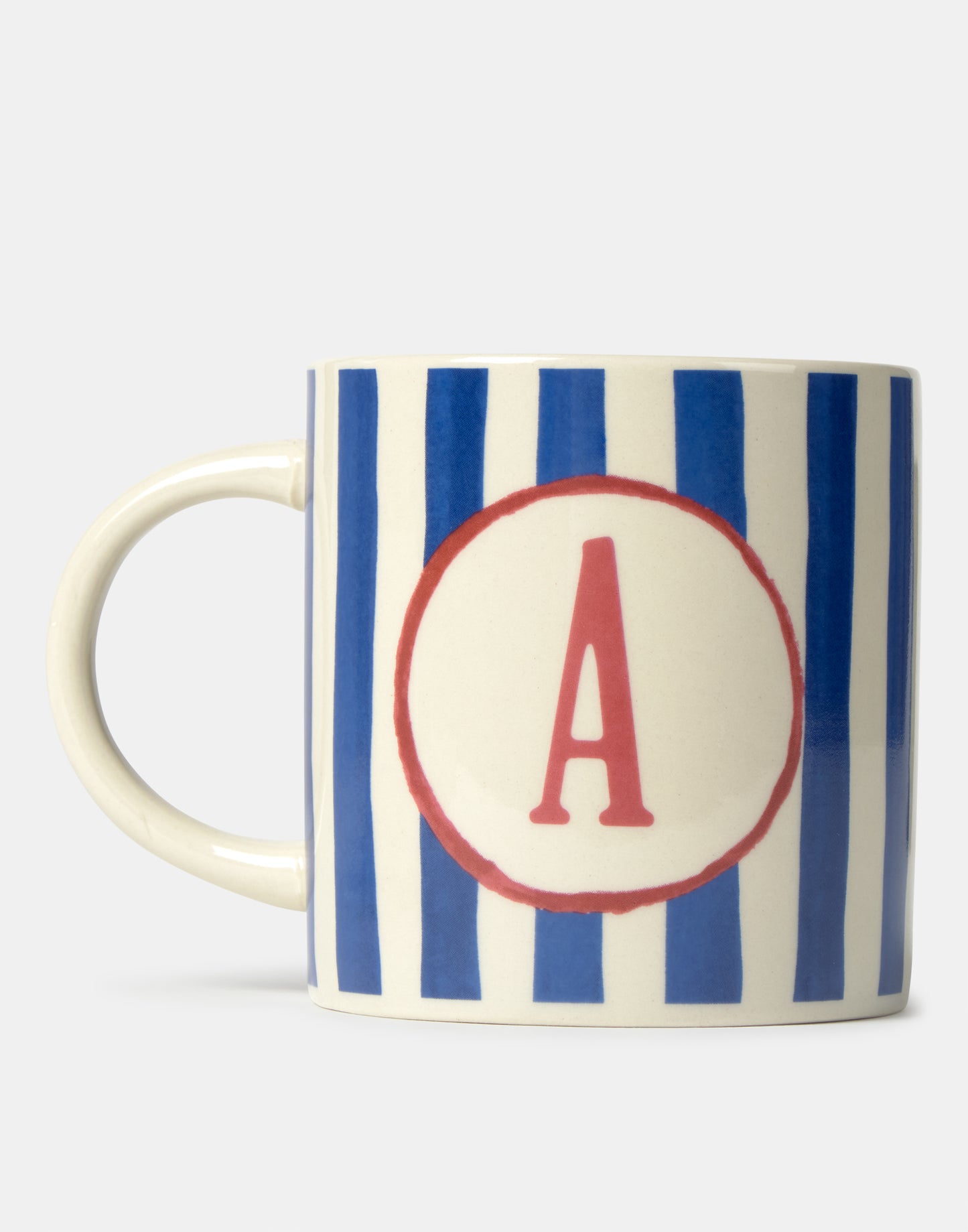 Ceramic mug with letter