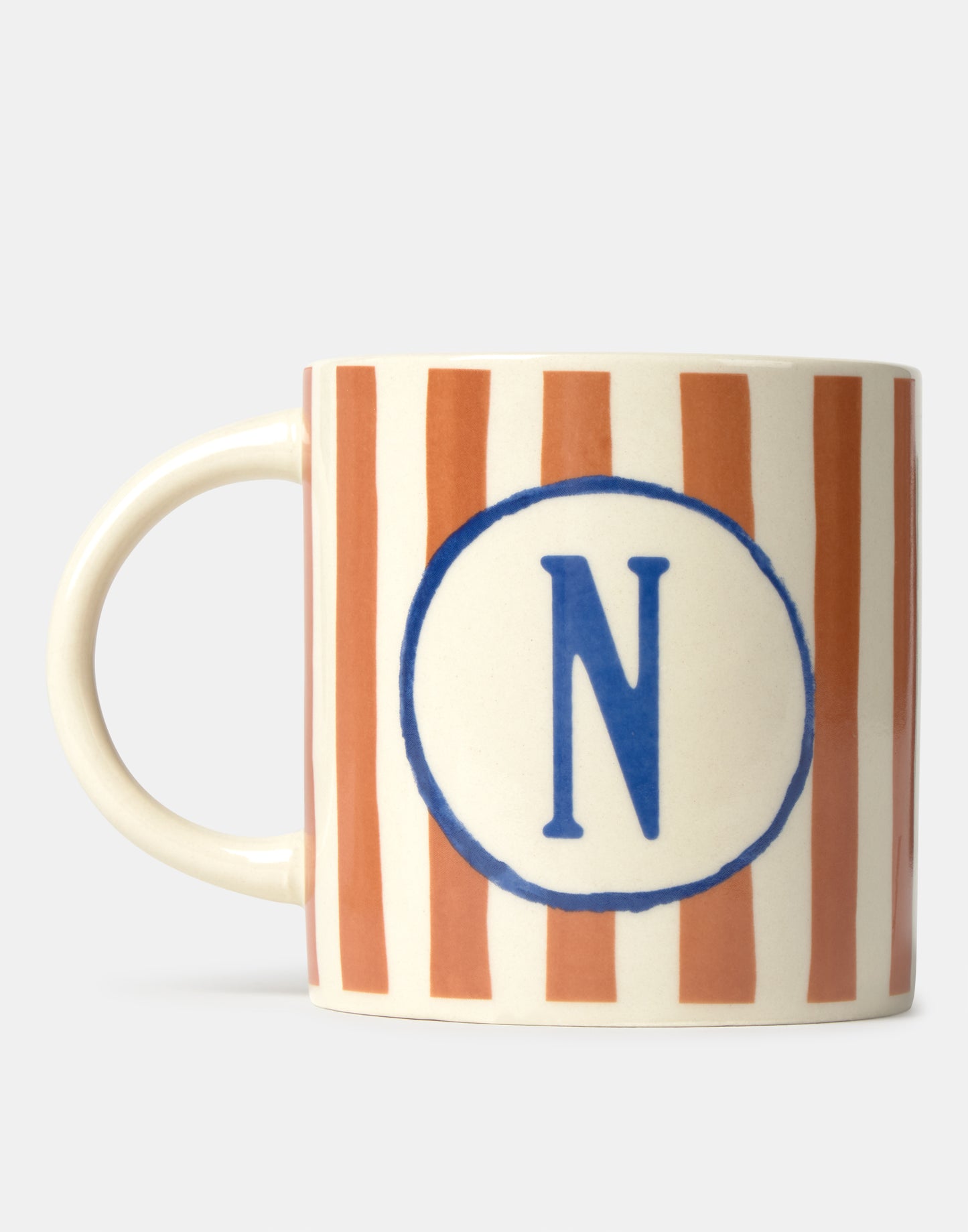 Ceramic mug with letter