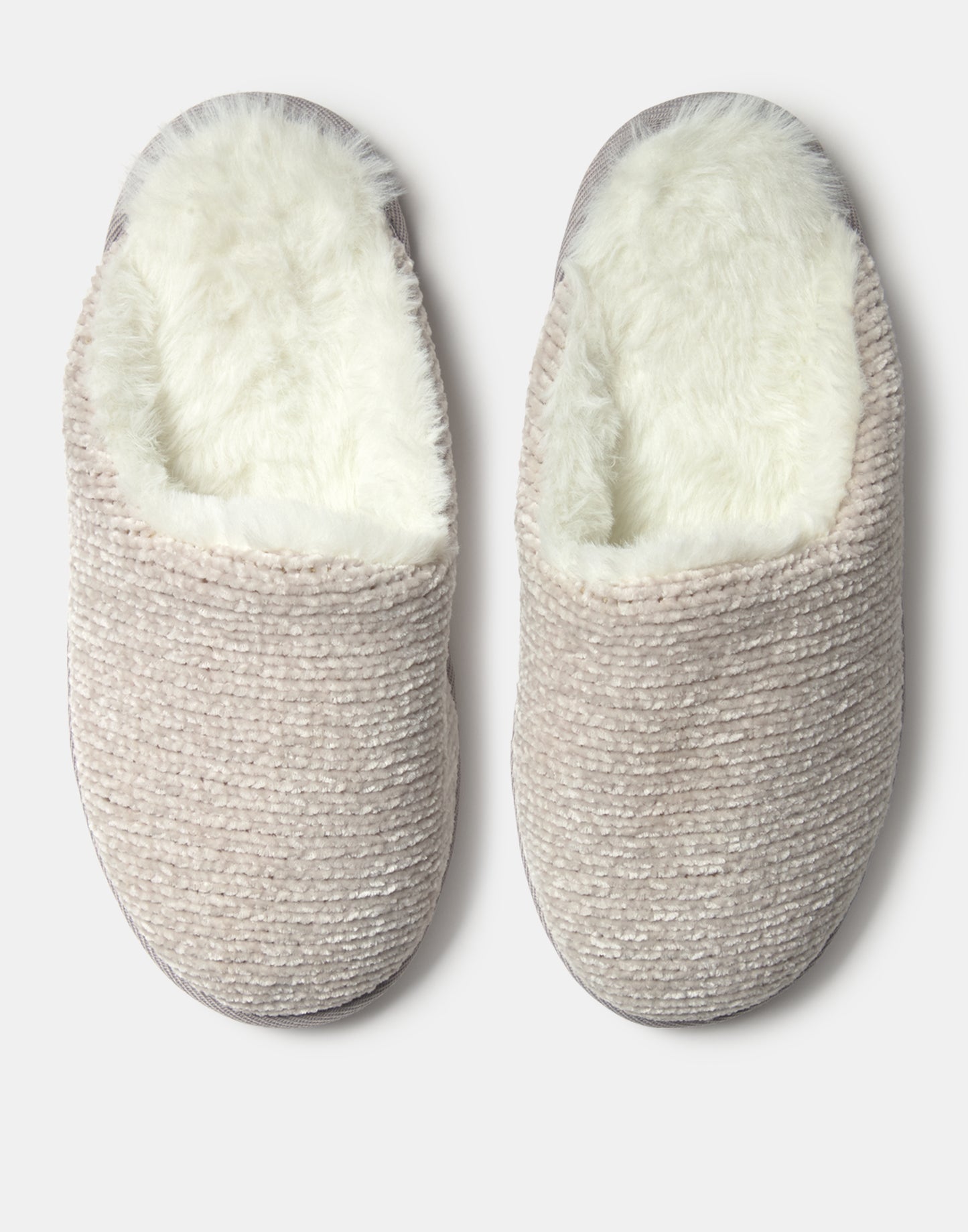 Chenille slipper