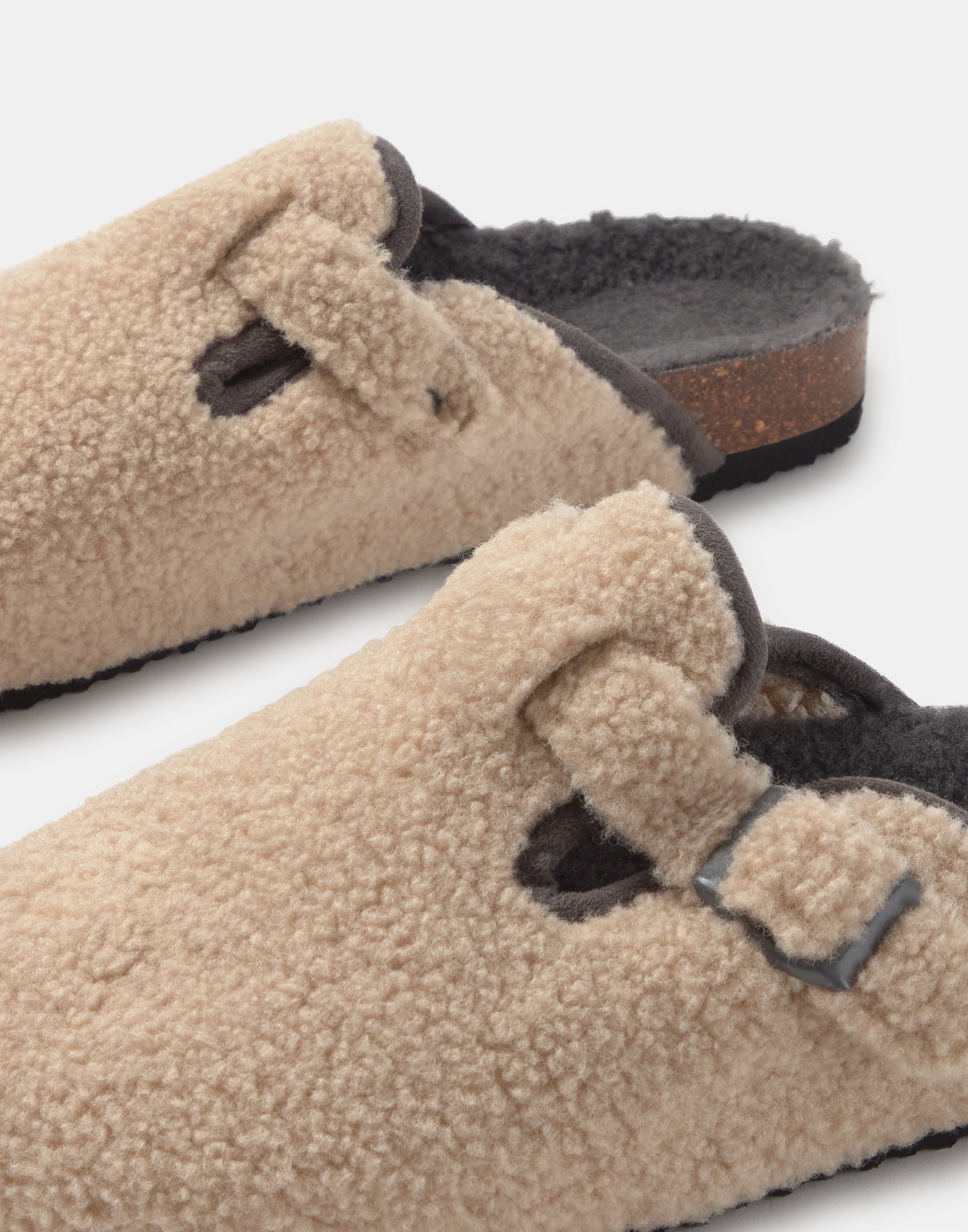 Shearling clog