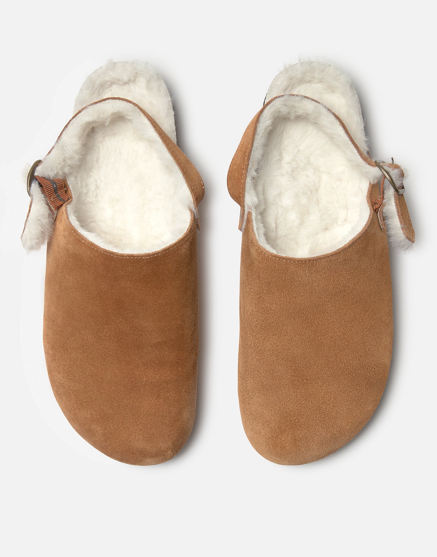 Clog with buckle and fur lining