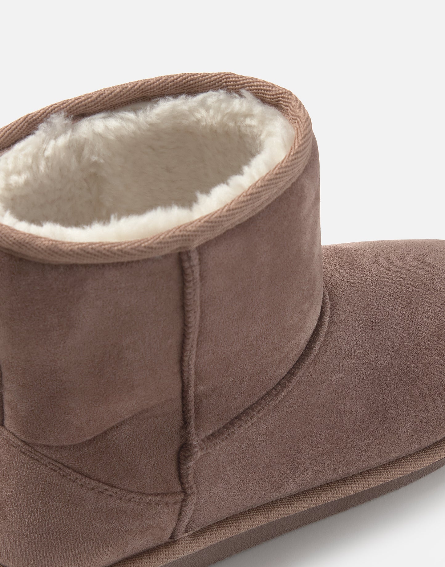 Boot with fur interior