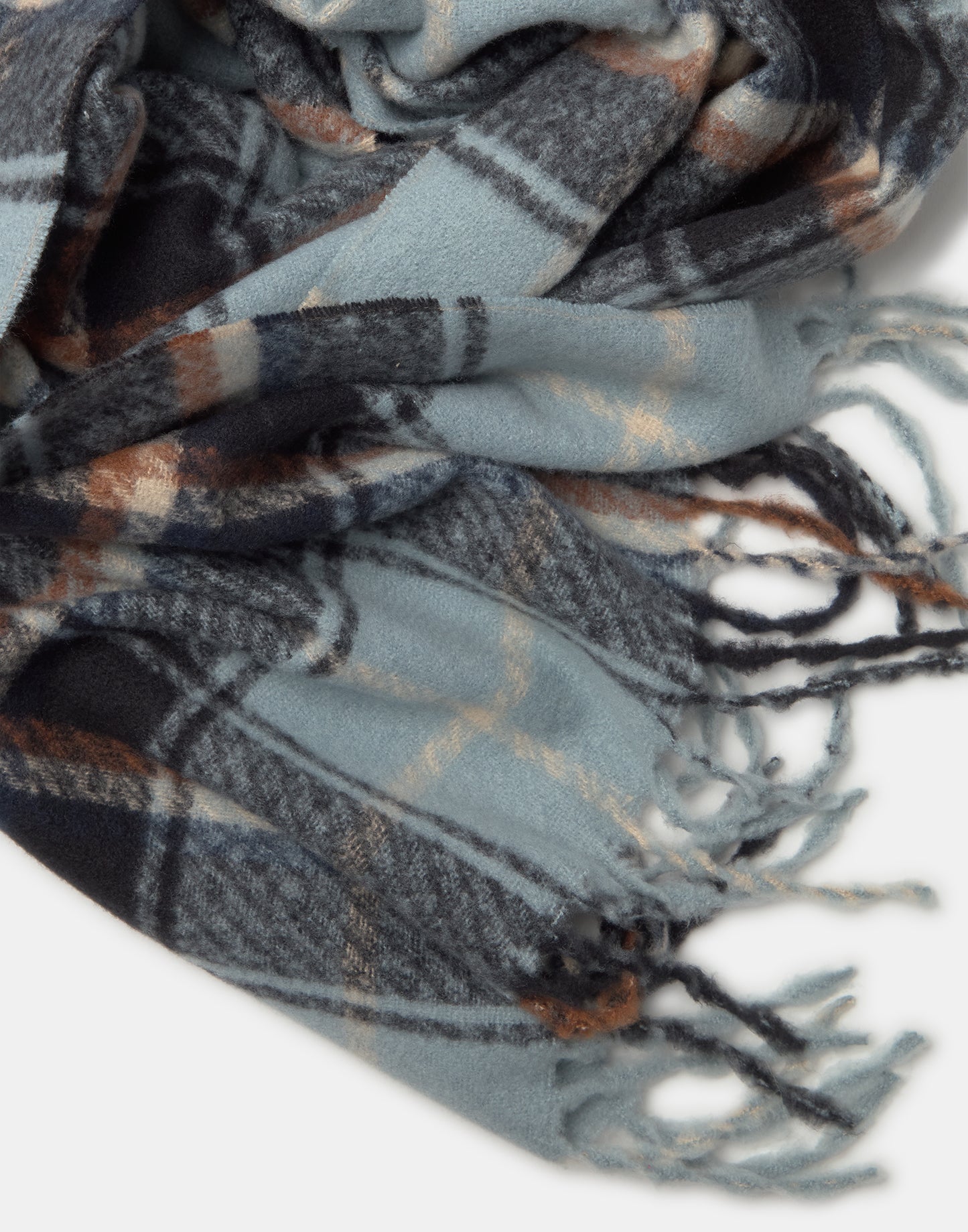 Thin checkered scarf