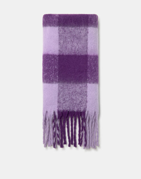 Soft furry checkered scarf