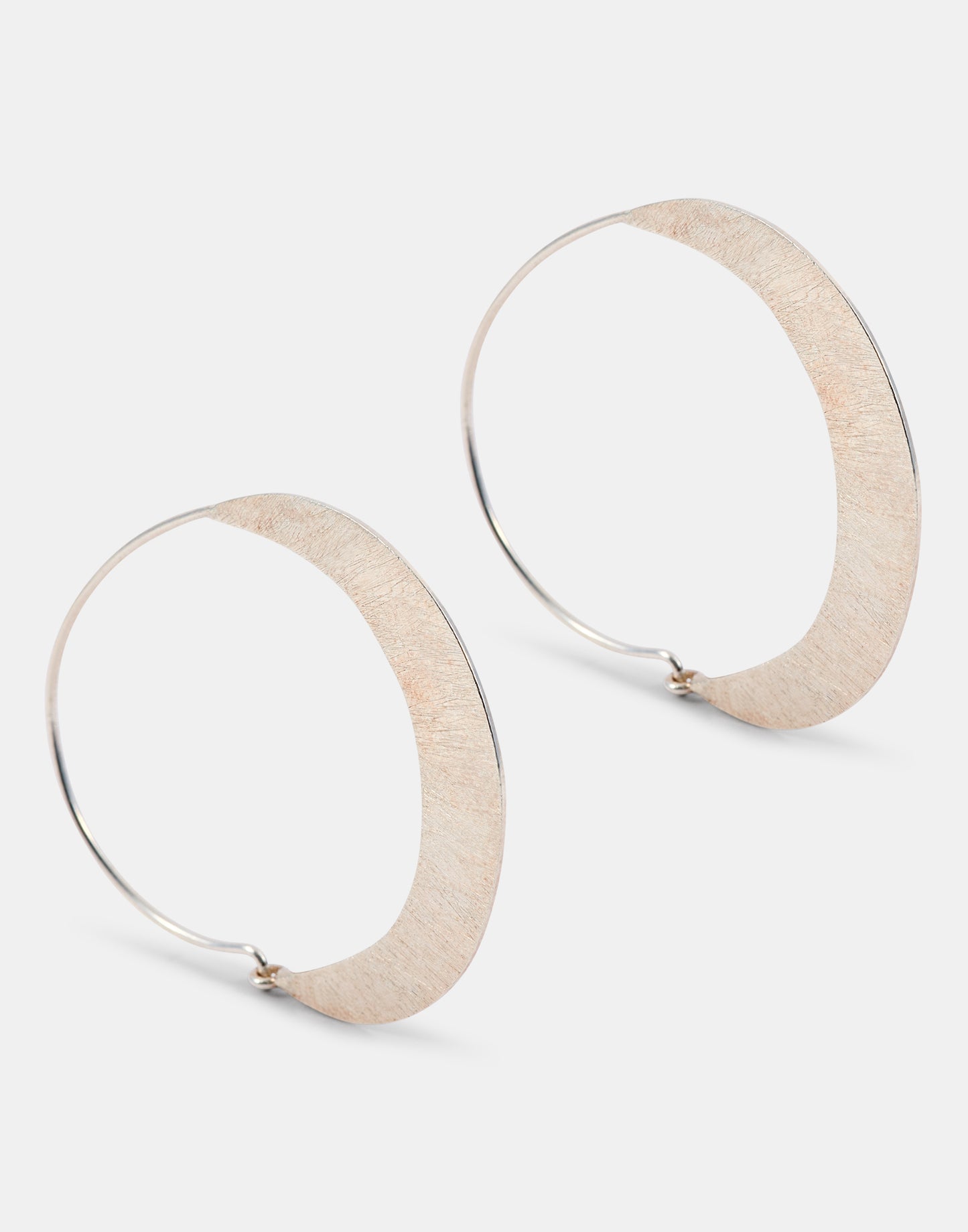 Flat hoop earrings