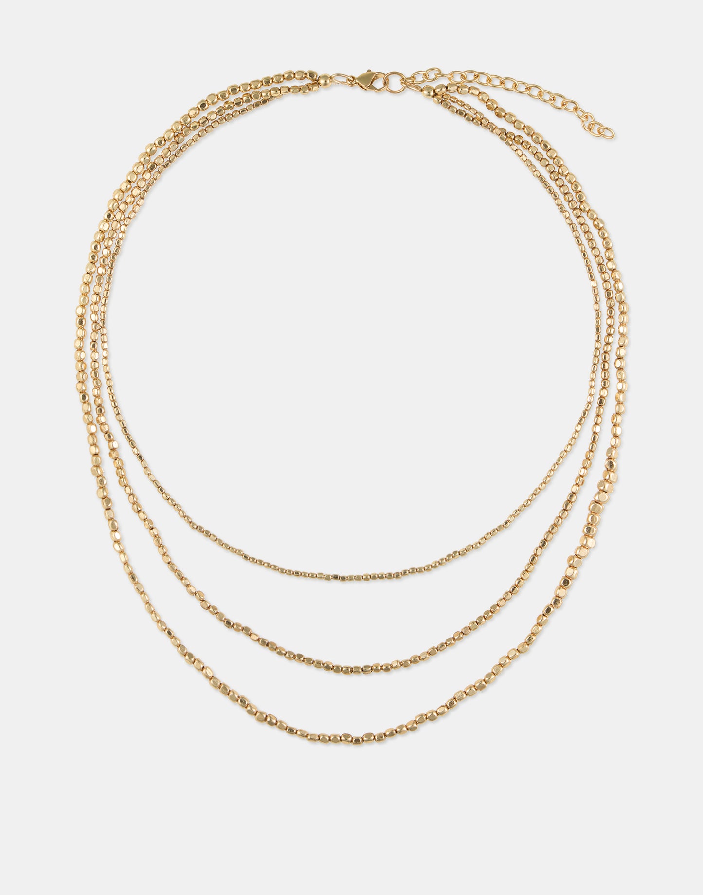 Collier à trois chaînes avec perles