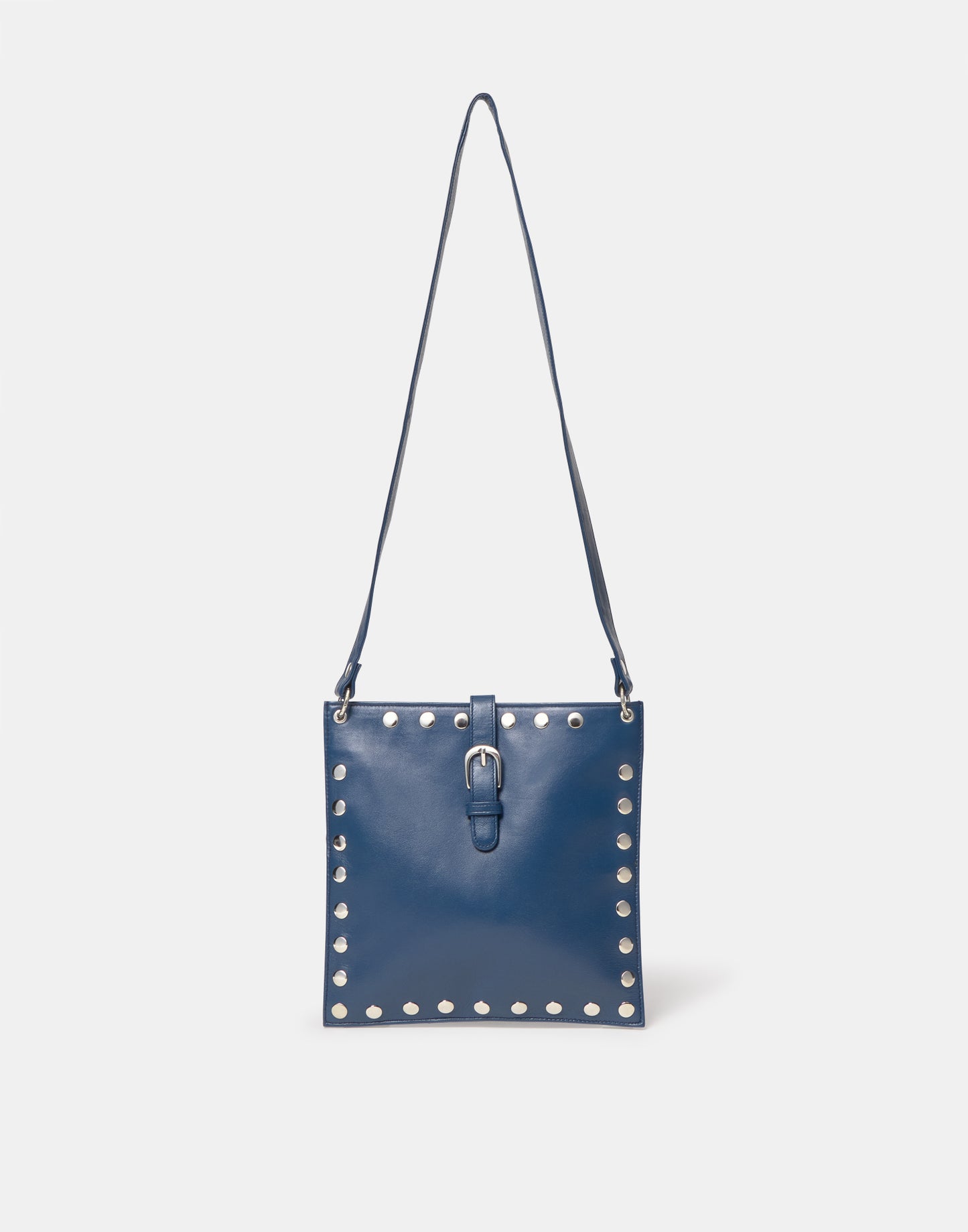 Sac en cuir bleu avec clous