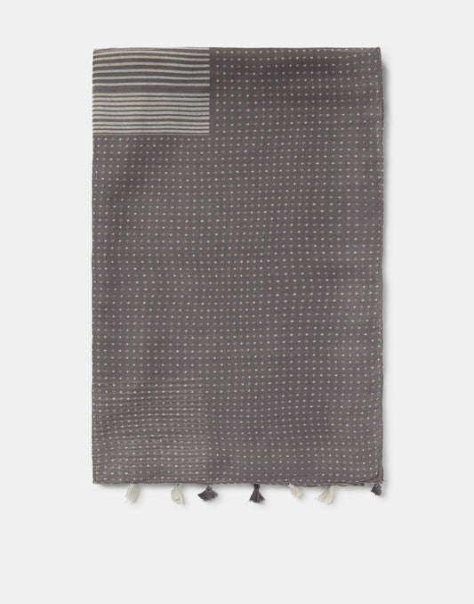 Pañuelo estampado pompones