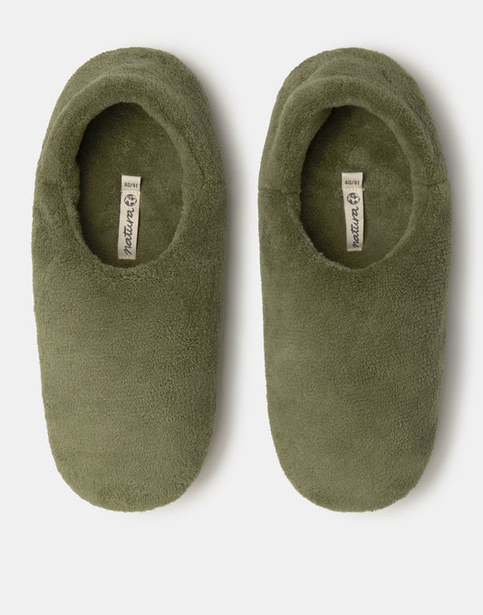 Zapatilla cerrada básica hombre