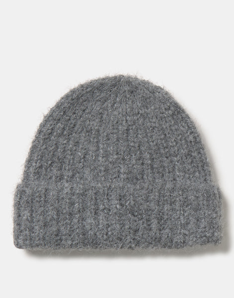 Knitted fluffy Beanie