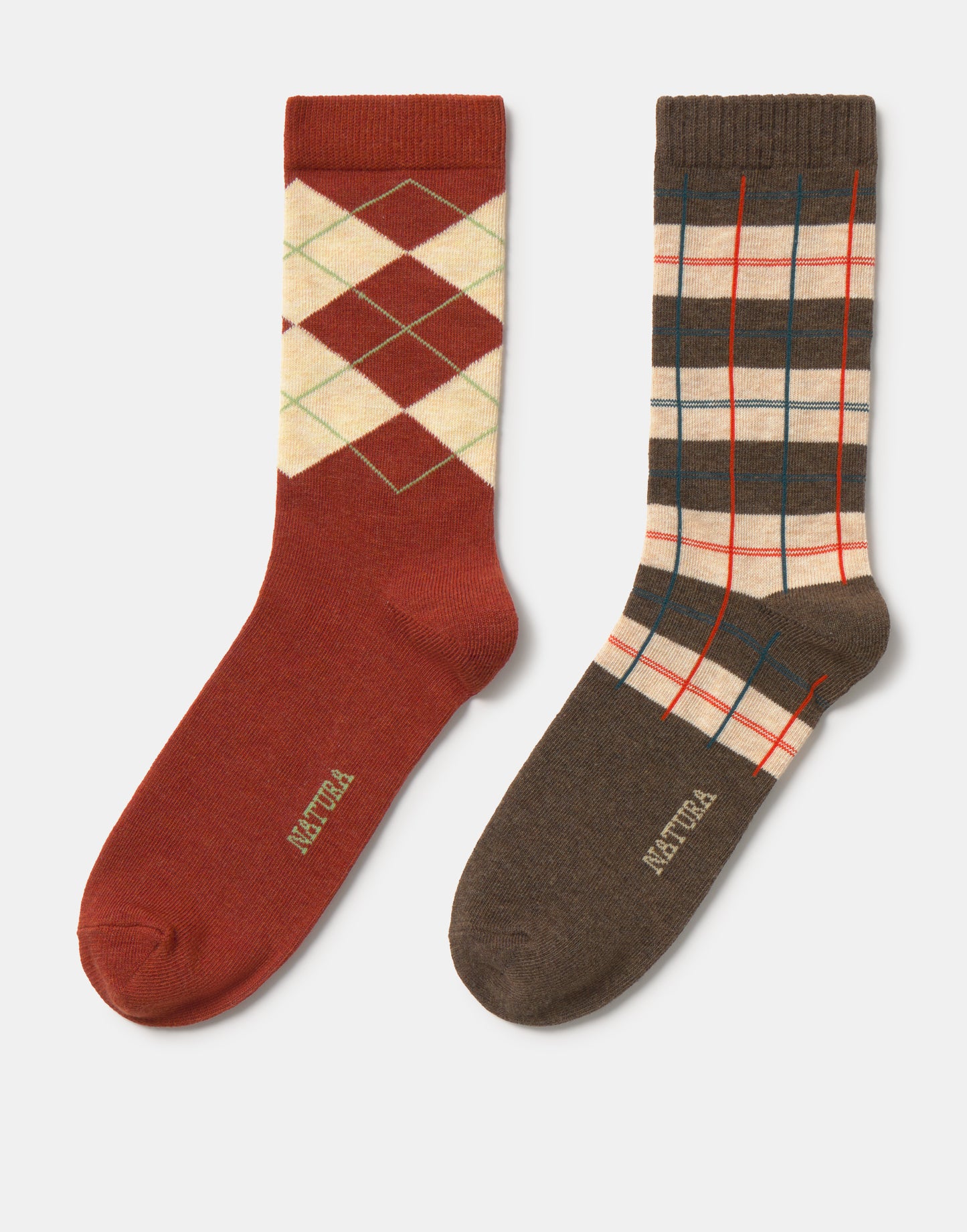 Pack of 2 men’s socks with diamonds and checks