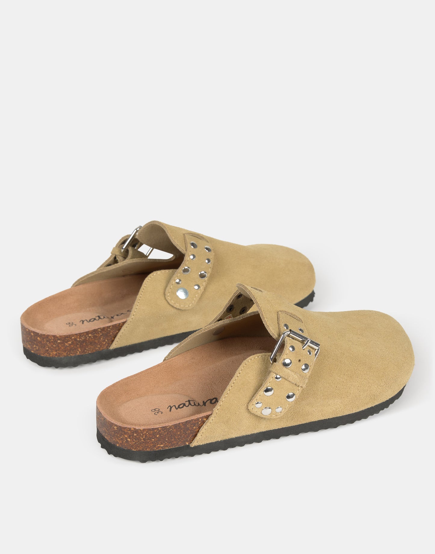 Zueco ergonómico piel tachuelas