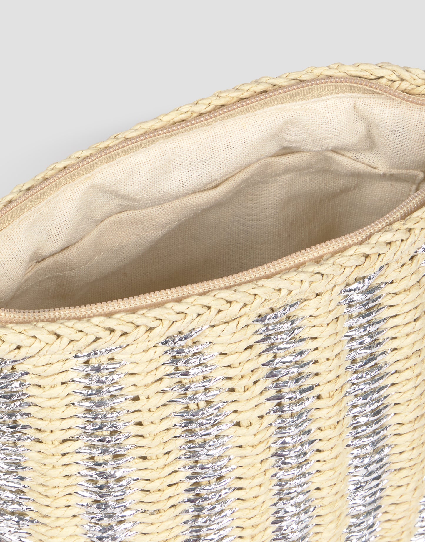 Kleine geflochtene Tasche Silver