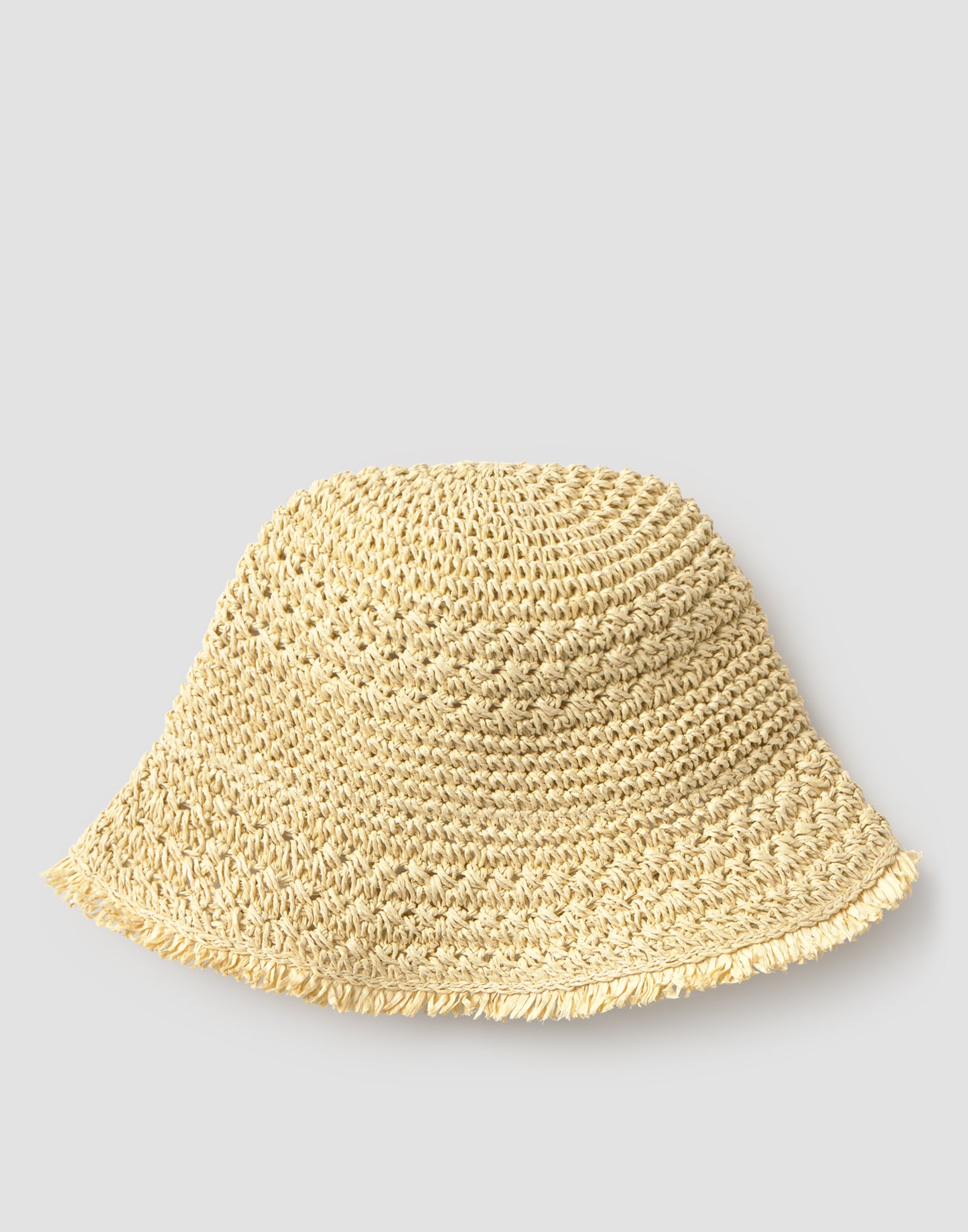Gorro estructura flecos