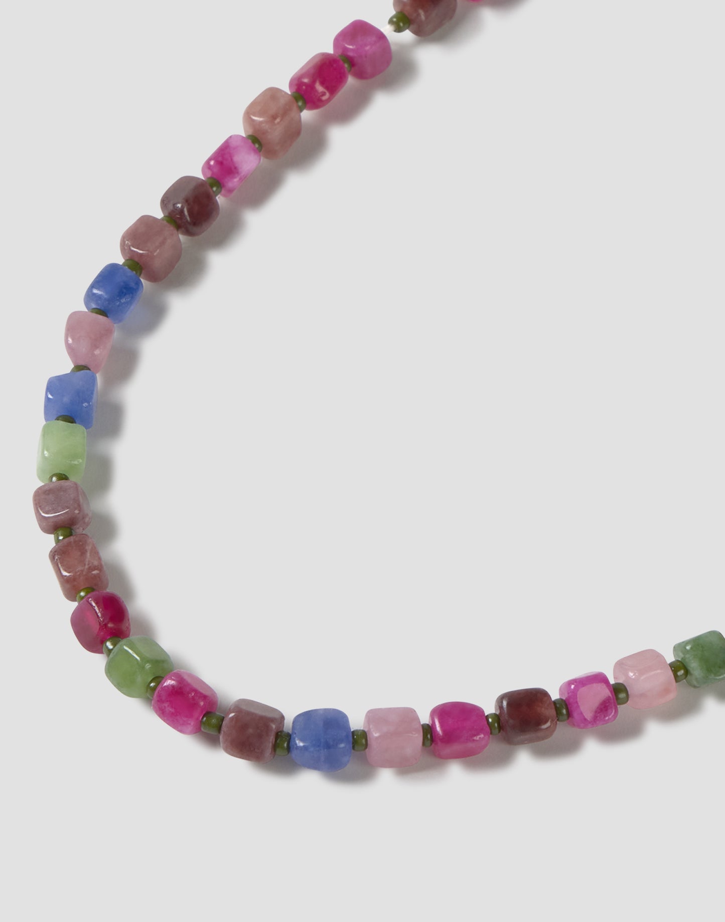 Collier pierres couleurs