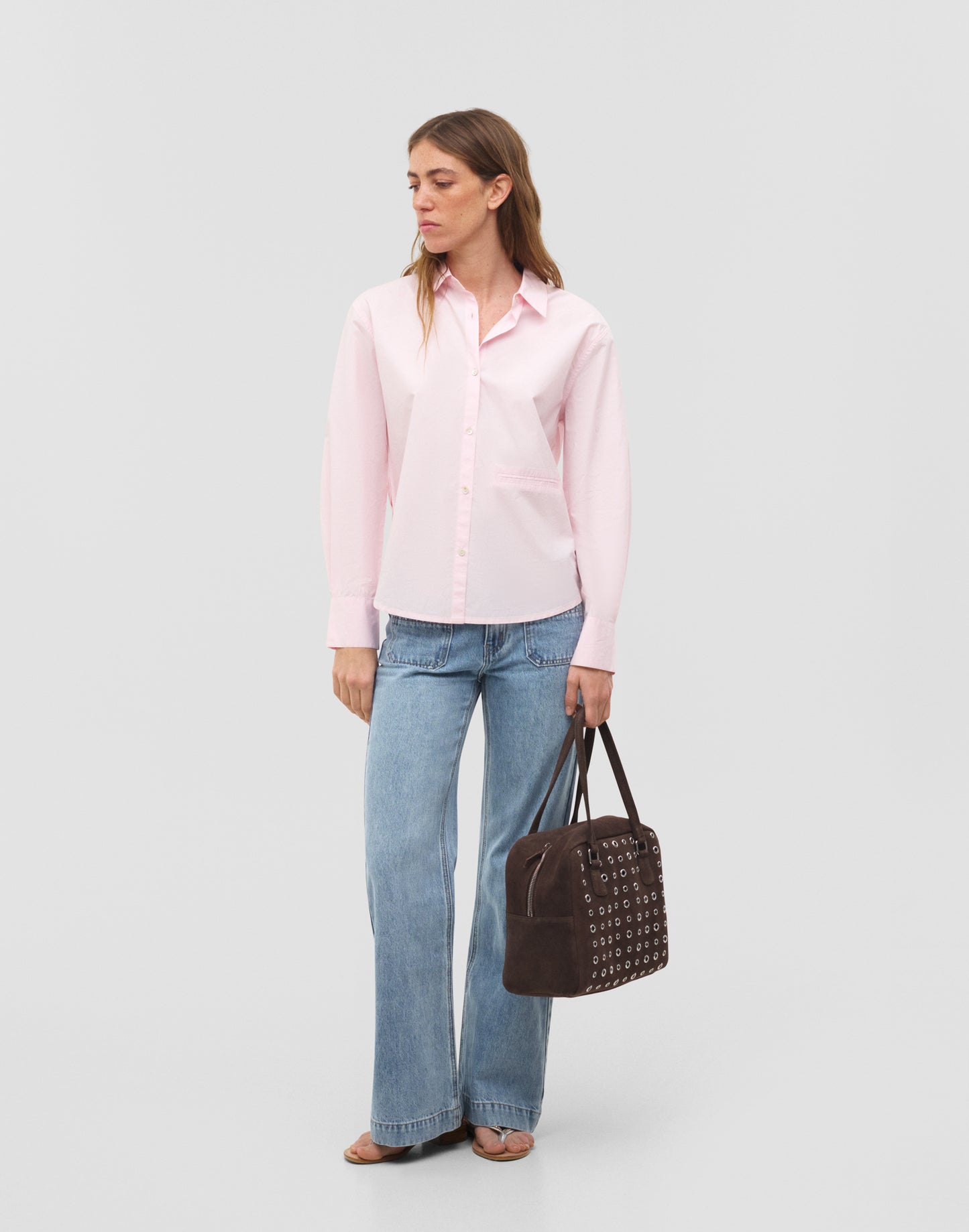 Bolso bowling tachas