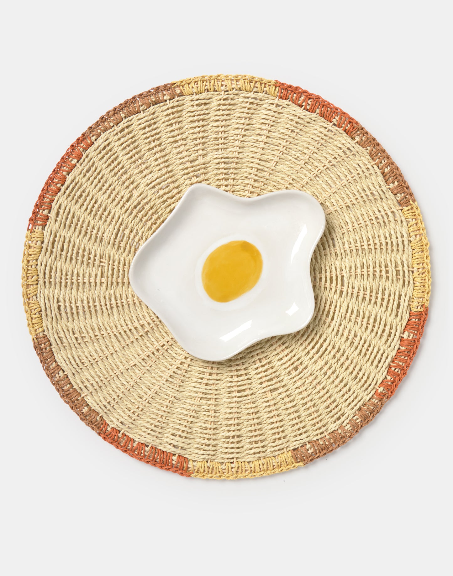 Assiette œuf au plat