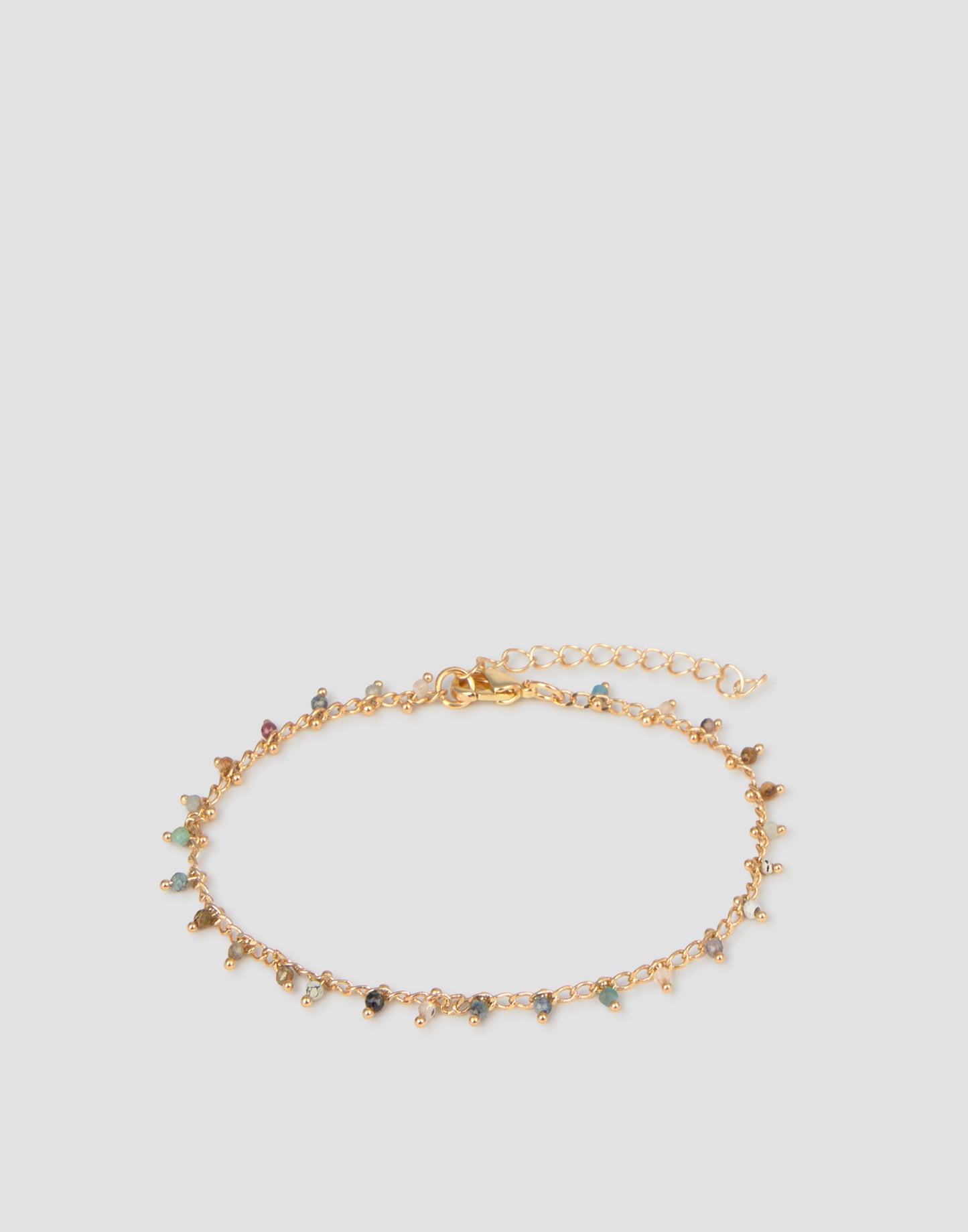 Armband mit bunten Perlen