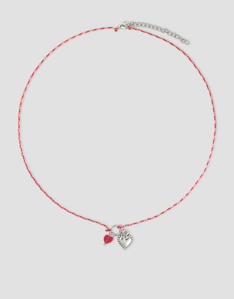 Collana con filo e cuori