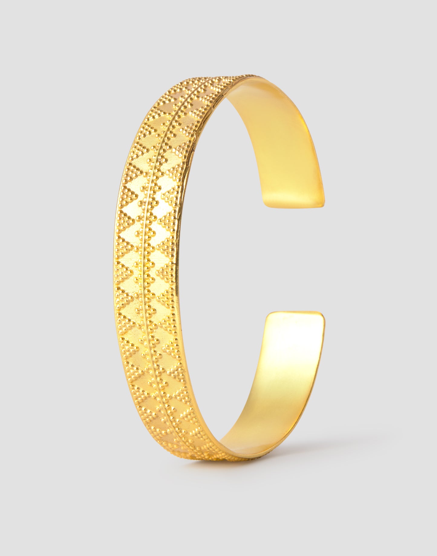 Bracciale rigido lavorato