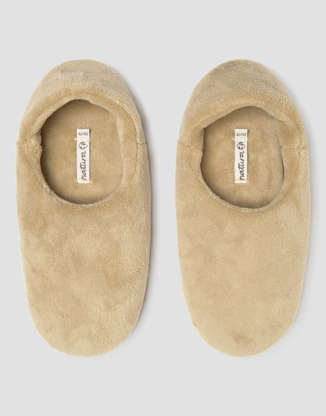 Zapatilla cerrada básica hombre