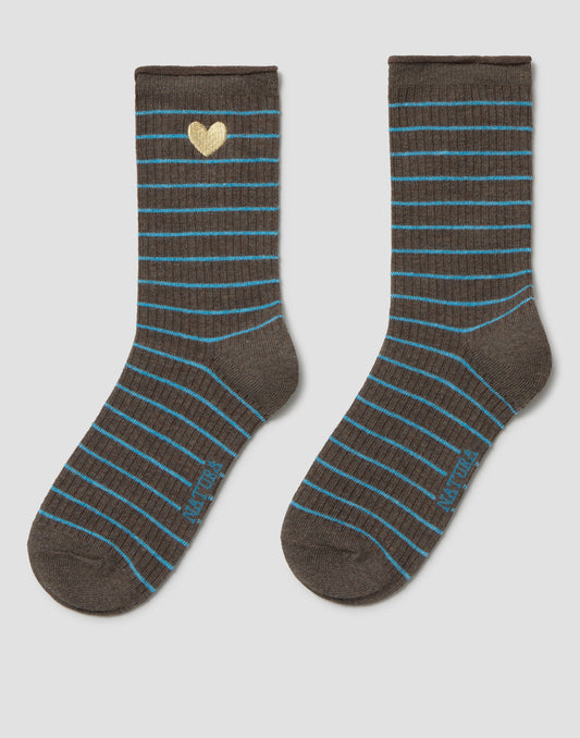 Gestreifte Rippensocken mit Herzstickerei