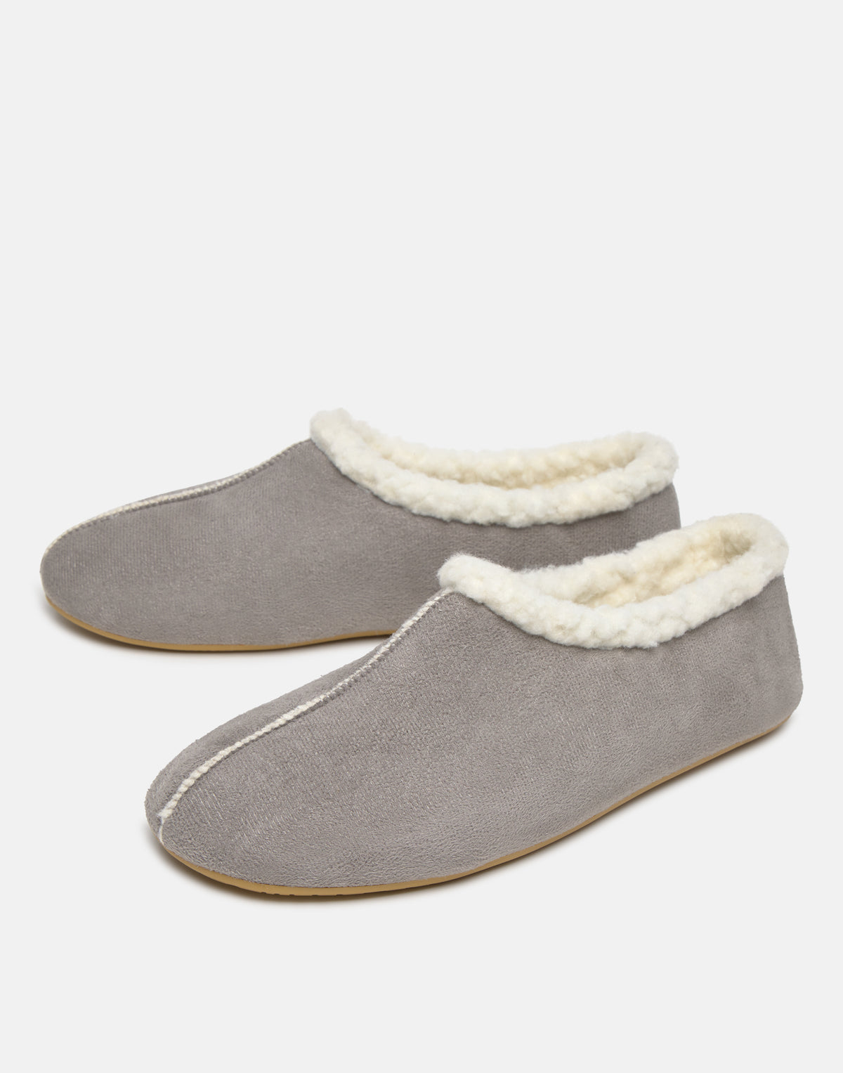 Chaussons fermés effet cuir
