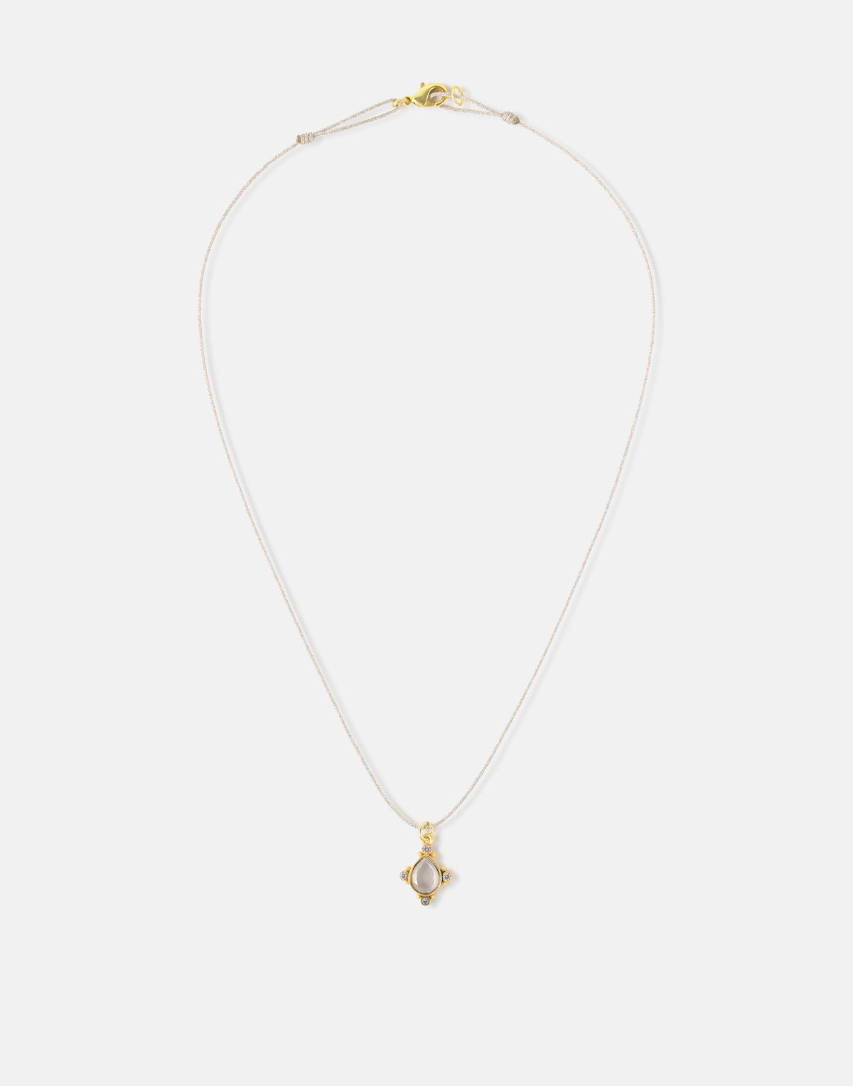 Collar hilo diamante