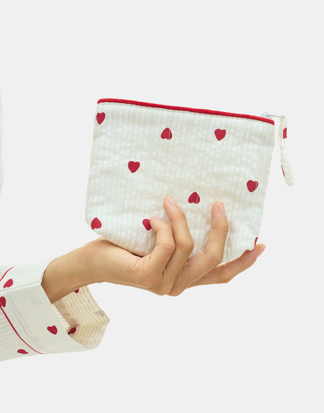 Hearts toiletry bag