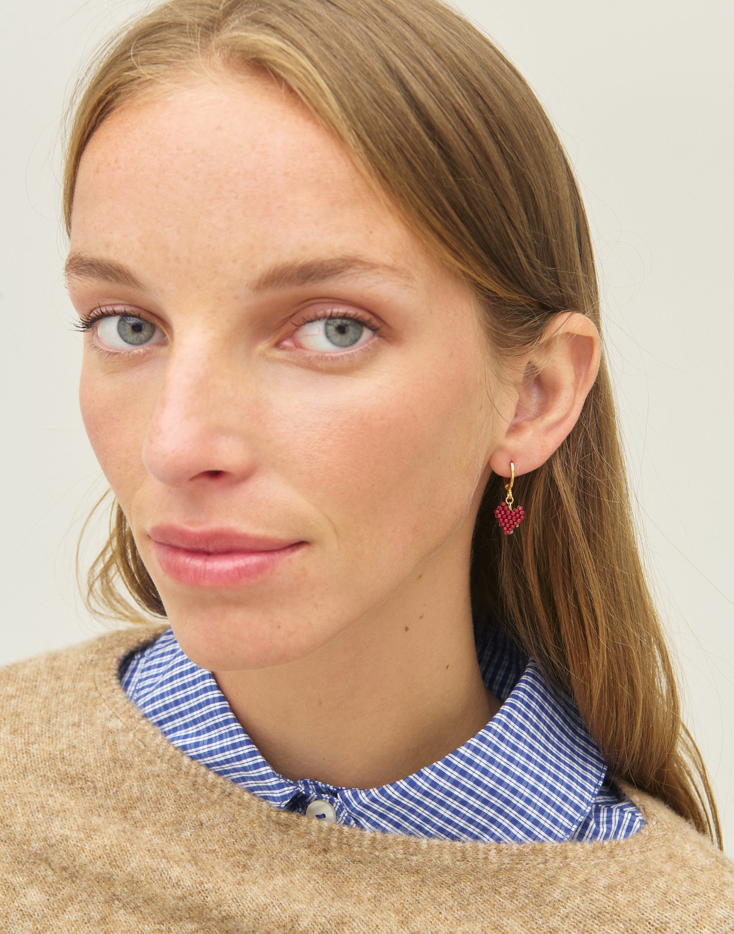 Pendientes corazón beads