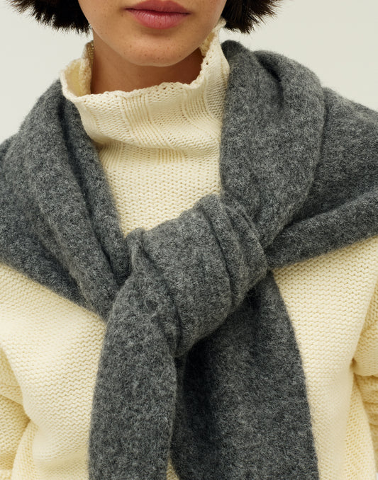 Bufanda tipo mantilla