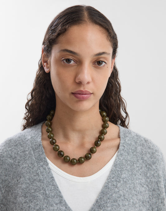 Collar bolas