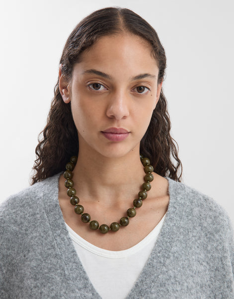 Collar bolas