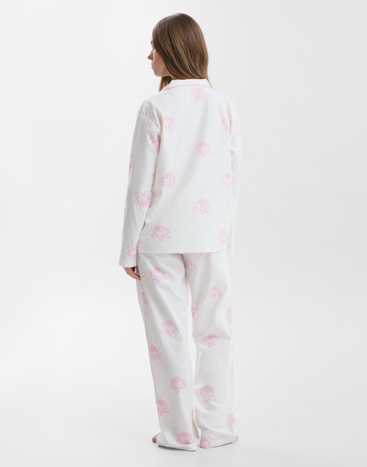 Pijama Jaya flor rosa