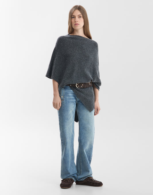 Zora poncho