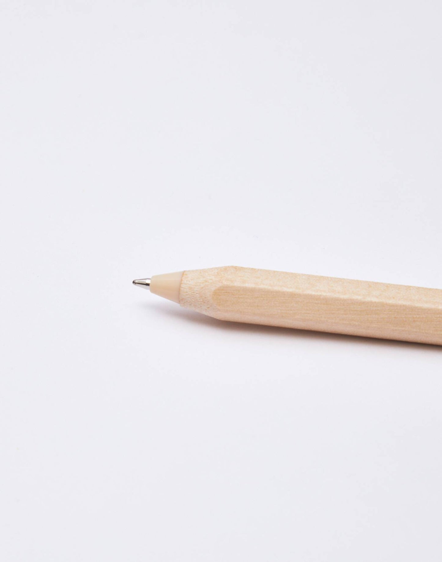 Bolígrafo madera con goma