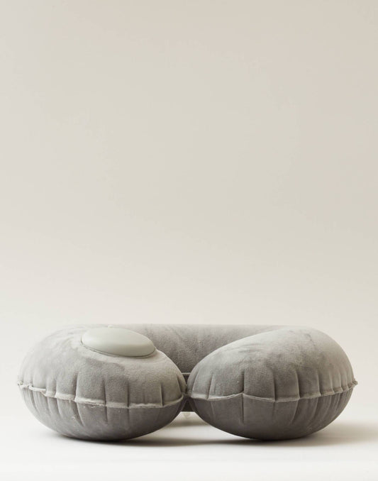 Inflatable cervical pillow